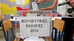 Les conservateurs de Nouvelle Démocratie (ND) et la Coalition de la gauche radicale (Syriza) sont au coude-à-coude à l'issue des élections législatives en Grèce, selon un sondage sortie des urnes commun à cinq instituts. Ce sondage accorde à Nouvelle Démo