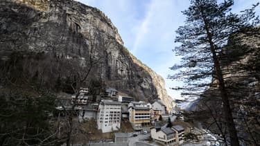 Gondo a été marquée en l'an 2000 par une tragédie: après des pluies torrentielles, une coulée de boue avait emporté une partie des bâtiments faisant 13 morts.