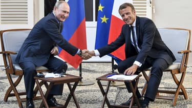 Emmanuel Macron et Vladimir Poutine au fort de Brégançon.