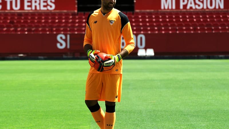 Salvatore Sirigu