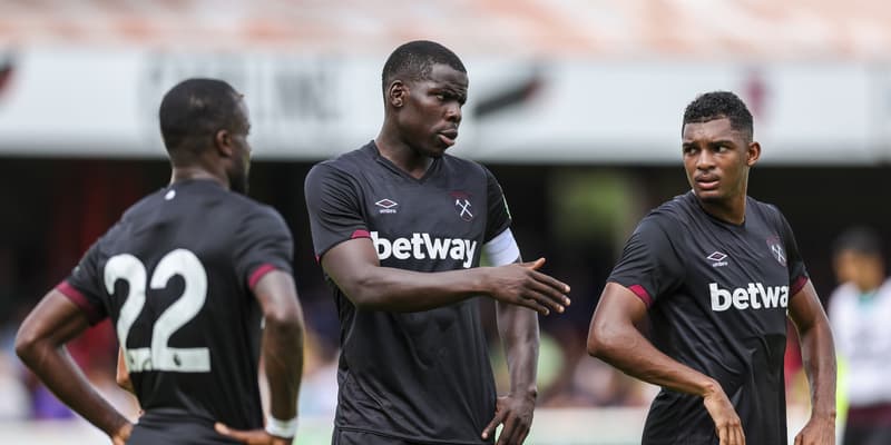 Kurt Zouma lors d'un match amical de West Ham contre Dagenham & Redbridge, le 20 juillet 2024