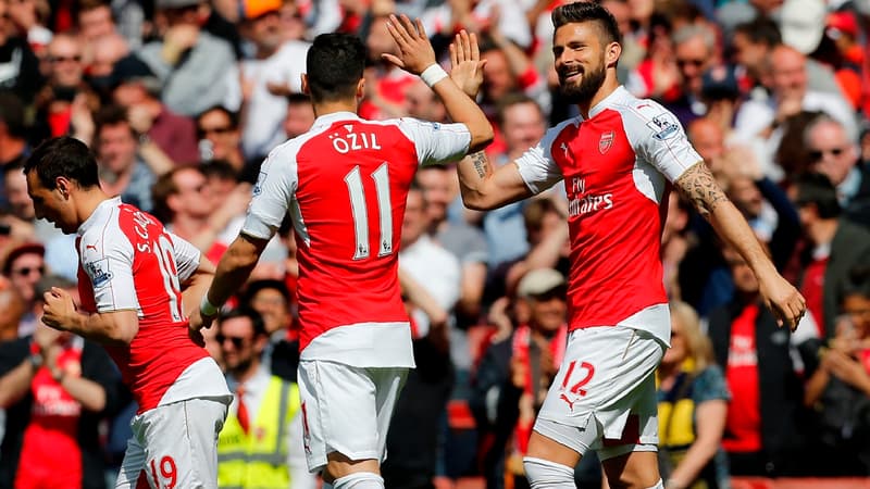 Mesut Özil - Olivier Giroud