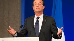 Dans un discours prononcé devant le Conseil économique, social et environnemental, François Hollande a une nouvelle fois défendu mardi la nécessité de promouvoir la croissance tout en soulignant qu'elle ne pouvait venir de dépenses publiques supplémentair