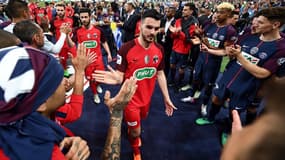 La haie d'honneur du PSG pour Les Herbiers