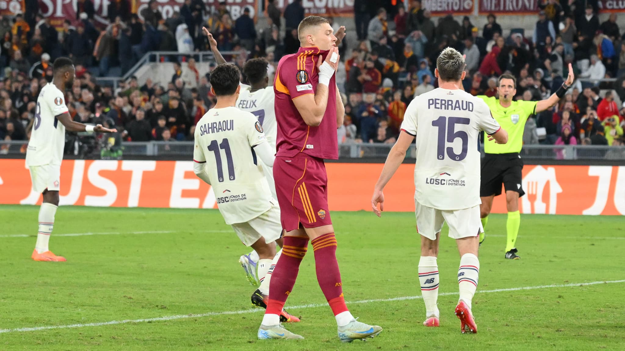 "J'AURAIS DÛ TIRER LE TROISIÈME PENALTY": DOVBYK RACONTE SON CALVAIRE LORS DE ROMA-LILLE