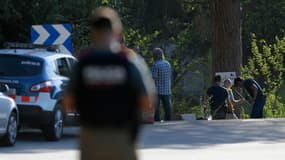 Les policiers catalans sur le site de l'intervention contre Younes Abouyyaqoub. 