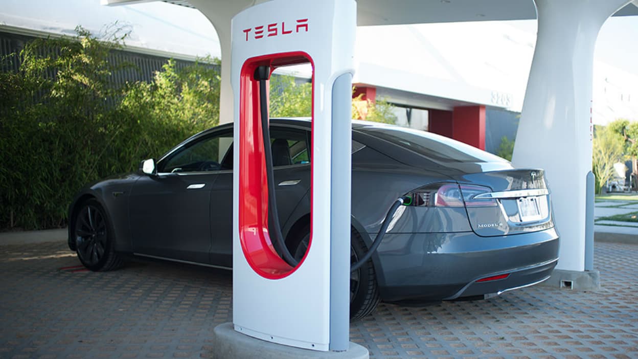 Tesla : la liste des bornes Superchargeur désormais ouvertes à tous les  véhicules électriques 
