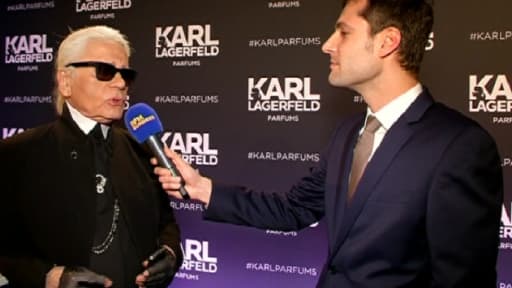 Karl Lagerfeld était interviewé par Grégoire Favet au Palais Brongniart à Paris le 11 mars.