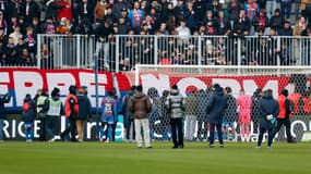 Les joueurs de Caen face à leurs supporteurs, le 11 janvier 2025.