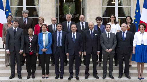 La photo de famille du gouvernement Valls