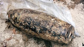 Une bombe anglaise de 250 kg découverte le 13 janvier 1998 sur le chantier de l'ancienne caserne Rose à Dugny 