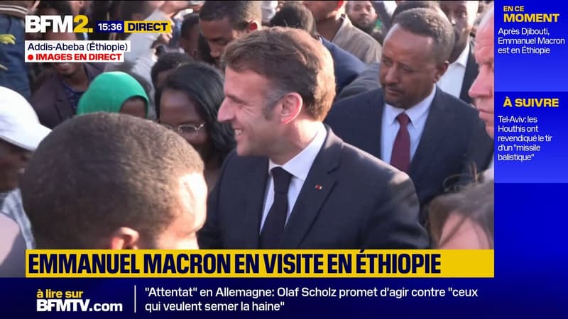 Emmanuel Macron arrive au Palais national éthiopien