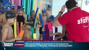 Pendant les vacances, certains enfants en profitent pour apprendre à nager