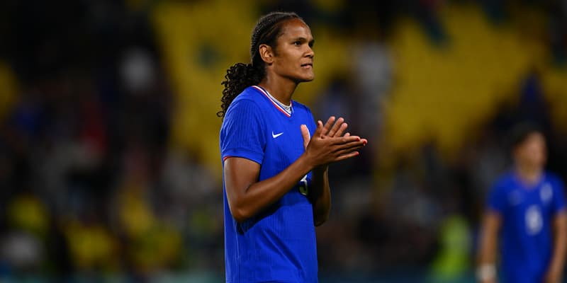 Wendie Renard avec l'équipe de France féminine lors du quart de finale des JO face au Brésil, le 3 août 2024.