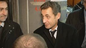 Nicolas Sarkozy ce mardi, à Tours, au sortir du concert de Carla Bruni.