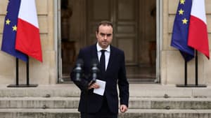 Le Premier ministre démissionnaire Sébastien Lecornu lors d'un discours à Matignon le 6 octobre 2025
