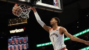 Le dunk de Victor Wembanyama avec les Spurs contre Atlanta en NBA, le 15 janvier 2024