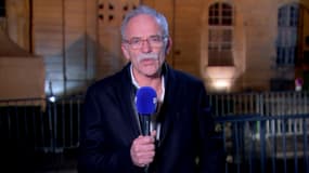 Jean-Pierre Fouillot, le père d'Alexia, à la sortie du palais de justice de Vesoul après la condamnation de Jonathann Daval