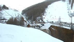 La piste de l'Ubac enneigée, au domaine skiable du Val d'Allos, le 30 décembre 2022.