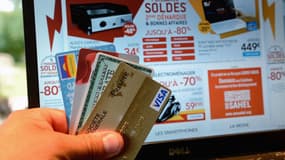 FAST’R by CB est la nouvelle offre de sécurisation des paiements en carte bancaire sur internet, testée par quelques banques françaises.
