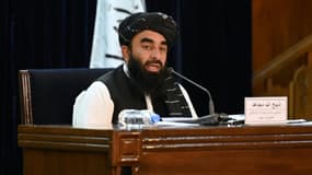 Le porte-parole des talibans Zabihullah Mujahid lors d'une conférence de presse, le 7 septembre 2021 à Kaboul 