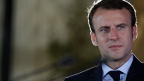 Macron veut supprimer les régimes spéciaux de retraites dont jouissent les fonctionnaires.
