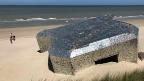 Le blockhaus-miroir de la plage de Leffrinkoucke va disparaître.