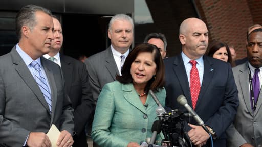 La procureure Carmen Ortiz lors d'une conférence de presse à l'issue du verdict, Boston, Massachusetts, le 12 août 2013.