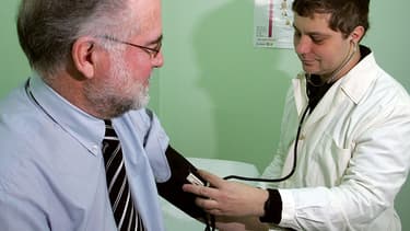 Un Français sur six bénéficie du dispositif ALD qui consiste à prendre en charge à 100% les soins liés à leur maladie (cancer, diabète, insuffisance rénale chronique, infection au VIH...)