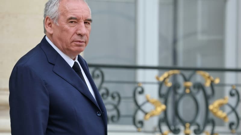 Bayrou veut que les touristes étrangers dépensent 100 milliards d'euros en France en 2030, soit près de 30 milliards de plus qu'aujourd'hui