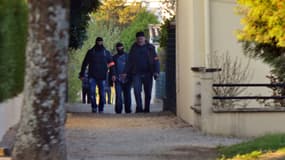 Des policiers à Saint-Dizier, en Haute-Marne, mercredi 22 avril, où vit la famille de Sid Ahmed Ghlam.