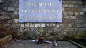 Le mur des Fédérés, au cimetière du Père Lachaise, à Paris. 