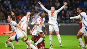 Kadidiatou Diani célébrant son but face à l'AS Roma avec l'Olympique lyonnais, en Ligue des champions féminin, le 20 novembre 2024.