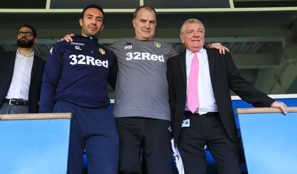 Salim Lamrani et Marcelo Bielsa à leur arrivée à Leeds en juin 2018