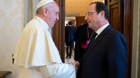 François Hollande avec le Pape François lors de sa visite au Vatican, le 24 janvier 2014