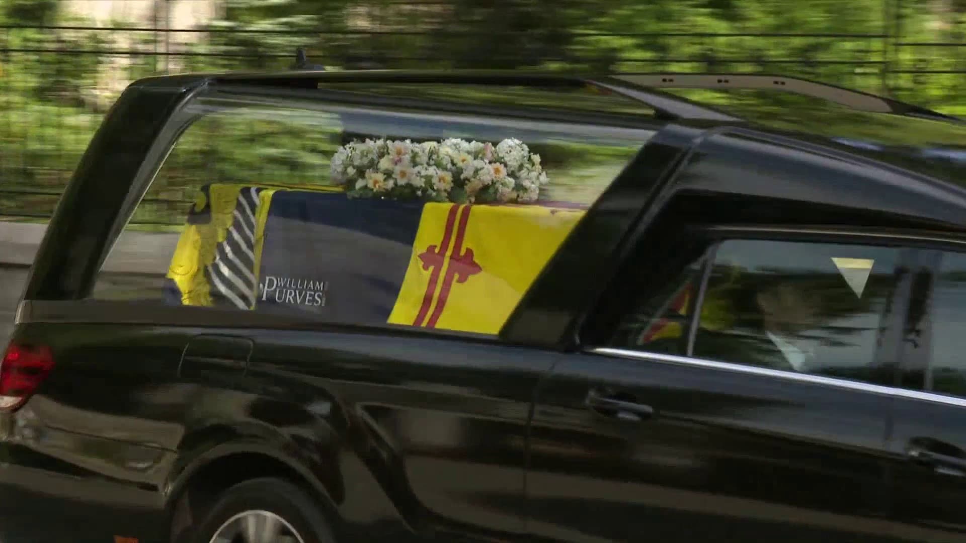 En direct – Le cercueil d’Elizabeth II est en route pour Édimbourg