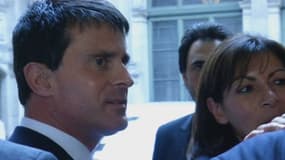 Le ministre de l'Intérieur Manuel Valls, et la candidate PS à la mairie de Paris, Anne Hidalgo