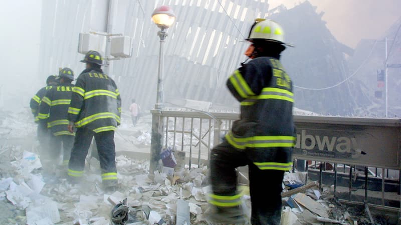 Pompiers intervenant sur site après les attentats du World Trade Center.