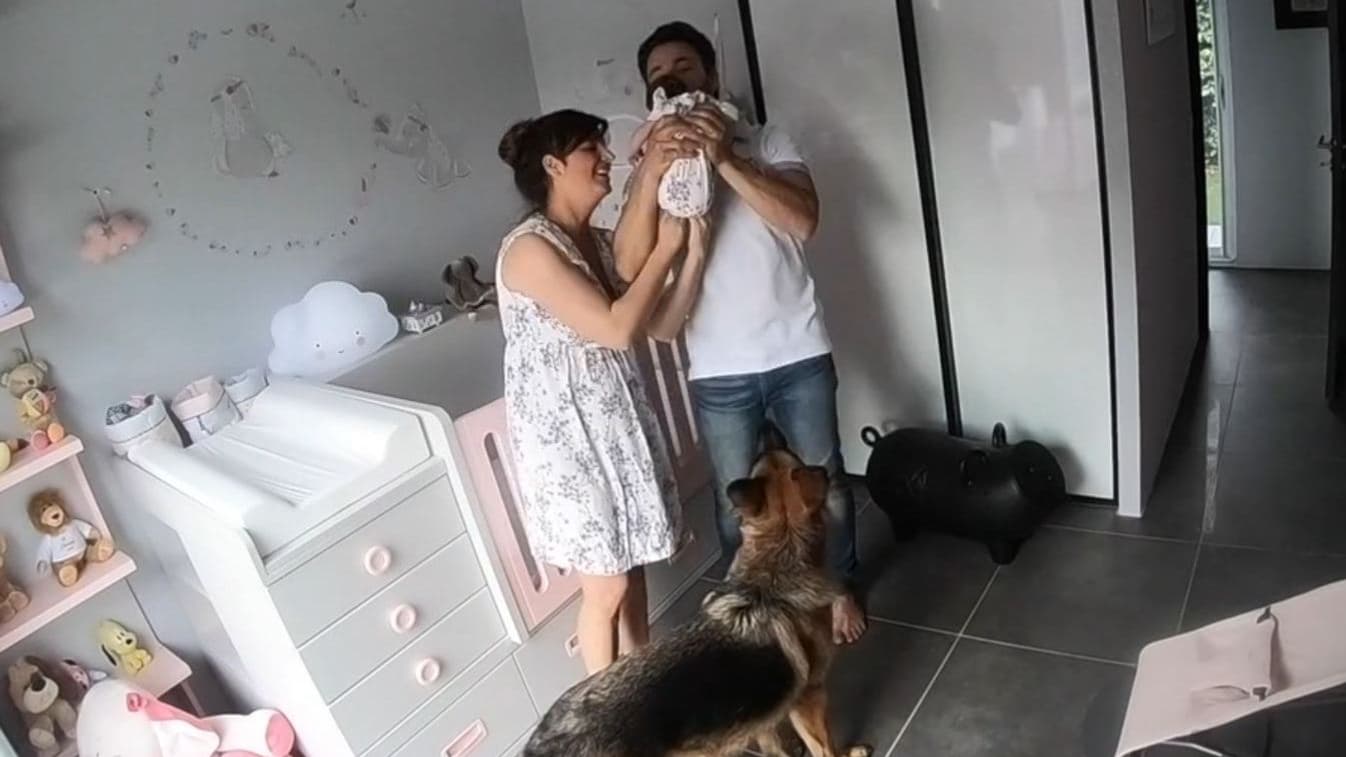 Laetitia Milot avec sa fille et son mari