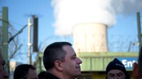 Le PDG d'EDF, Luc Rémont, à la centrale nucléaire de Golfrech, le 9 février 2023 dans le sud-ouest de la France