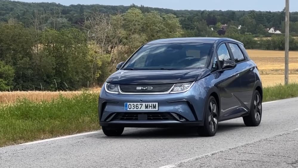 La BYD Dolphin est lancée en France avec un tarif très agressif, à partir de 29.000 euros. La BYD Dolphin est lancée en France avec un tarif très agressif, à partir de 29.000 euros.