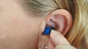 Comment bien mettre des bouchons d'oreilles ?