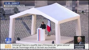 "On ne se veut pas écrivain sans quelques failles". Emmanuel Macron rend hommage à Jean d'Ormesson