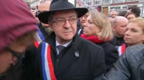 “Honte à vous, dégagez!”: Jean-Luc Mélenchon hué à la marche blanche contre l’antisémitisme