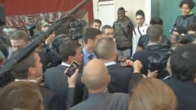 Le Premier ministre, Manuel Valls, a été chahuté lors de son déplacement à Moirans, dans l'Isère
