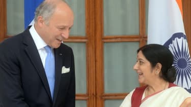 Laurent Fabius, le ministre des Affaires étrangères, en compagnie de Sushma Swaraj, son homologue indienne.