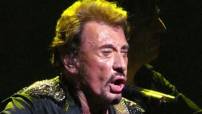 Johnny Hallyday s'est vu rejoindre le paradis des rockeurs mort dans un accident d'avion, jeudi avant un concert à Rennes.