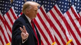 Donald Trump à la sortie d'une conférence de presse à New York le 17 janvier 2024.