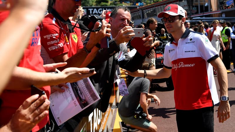 Charles Leclerc dans les rues de Monaco