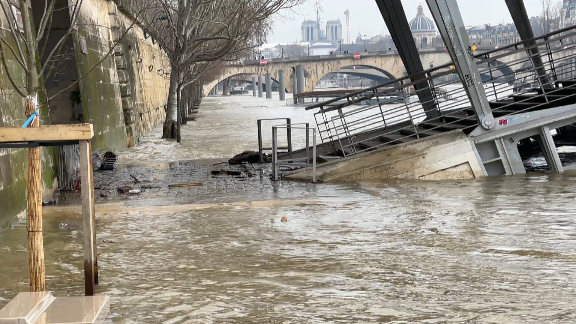 Des simulations de crue majeure de la Seine dans plusieurs départements franciliens ce mercredi